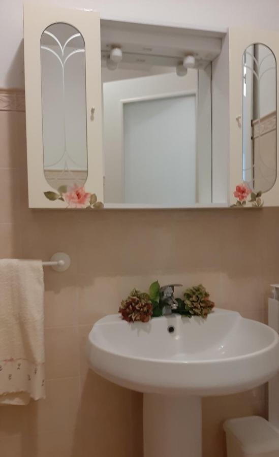 La Civetta Appartamento Con Giardino E Parcheggio Nave  外观 照片